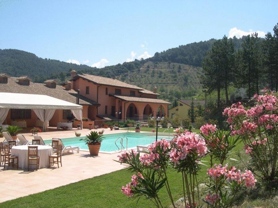 Hotel La Fattoria San Giovanni Di Baiano Ngoại thất bức ảnh