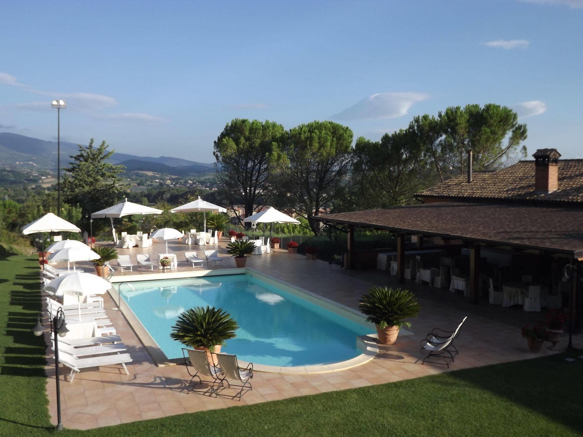 Hotel La Fattoria San Giovanni Di Baiano Ngoại thất bức ảnh