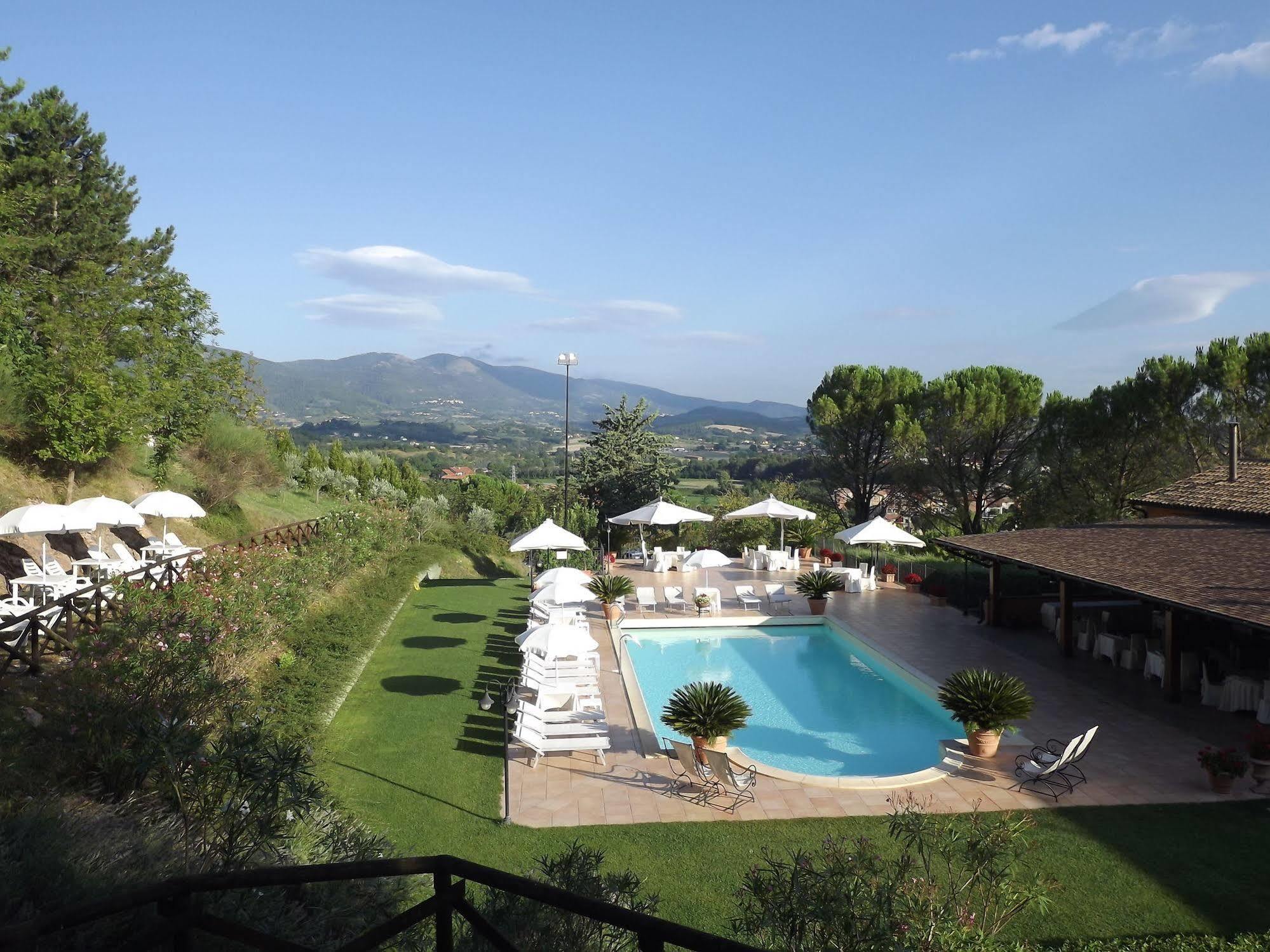 Hotel La Fattoria San Giovanni Di Baiano Ngoại thất bức ảnh