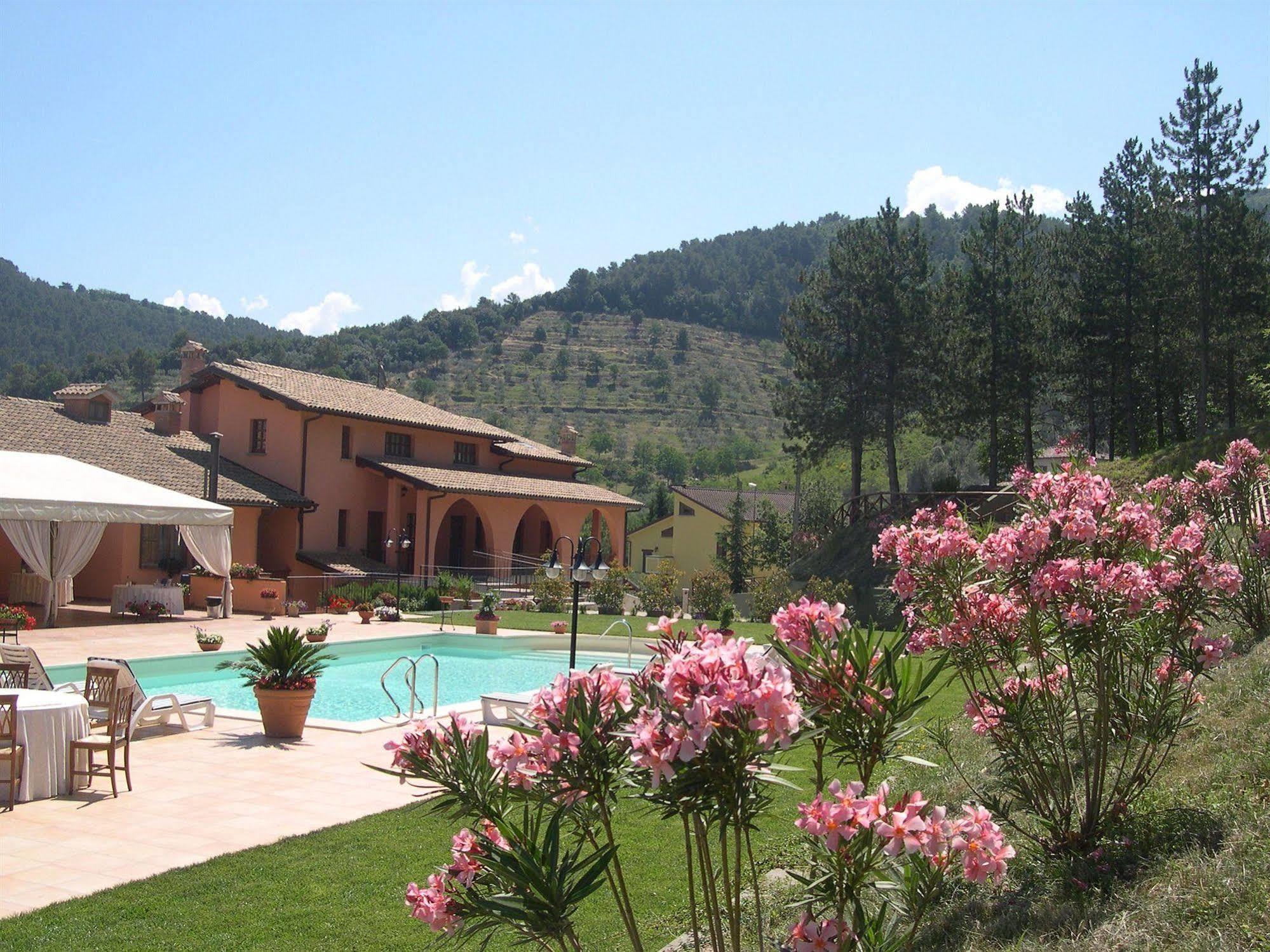 Hotel La Fattoria San Giovanni Di Baiano Ngoại thất bức ảnh