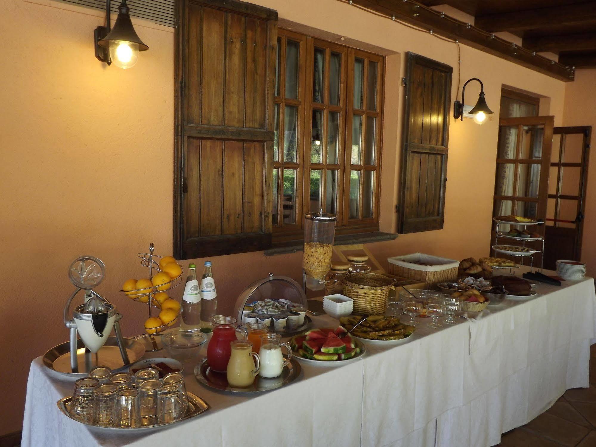 Hotel La Fattoria San Giovanni Di Baiano Ngoại thất bức ảnh